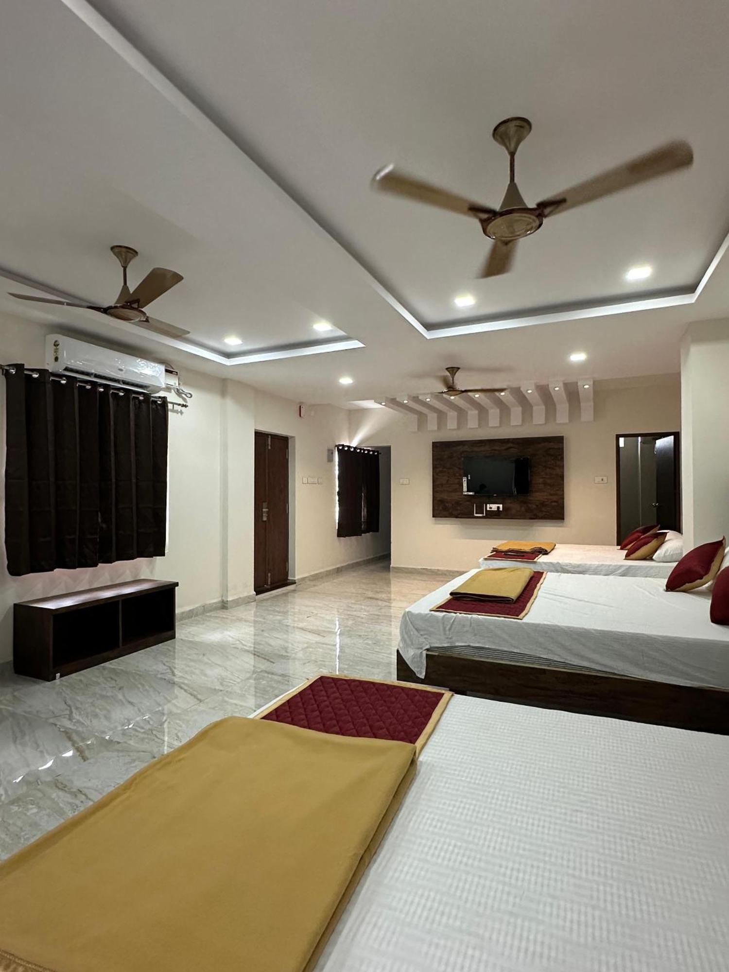 Arudra Residency Hotel Tiruvannamalai Exterior photo